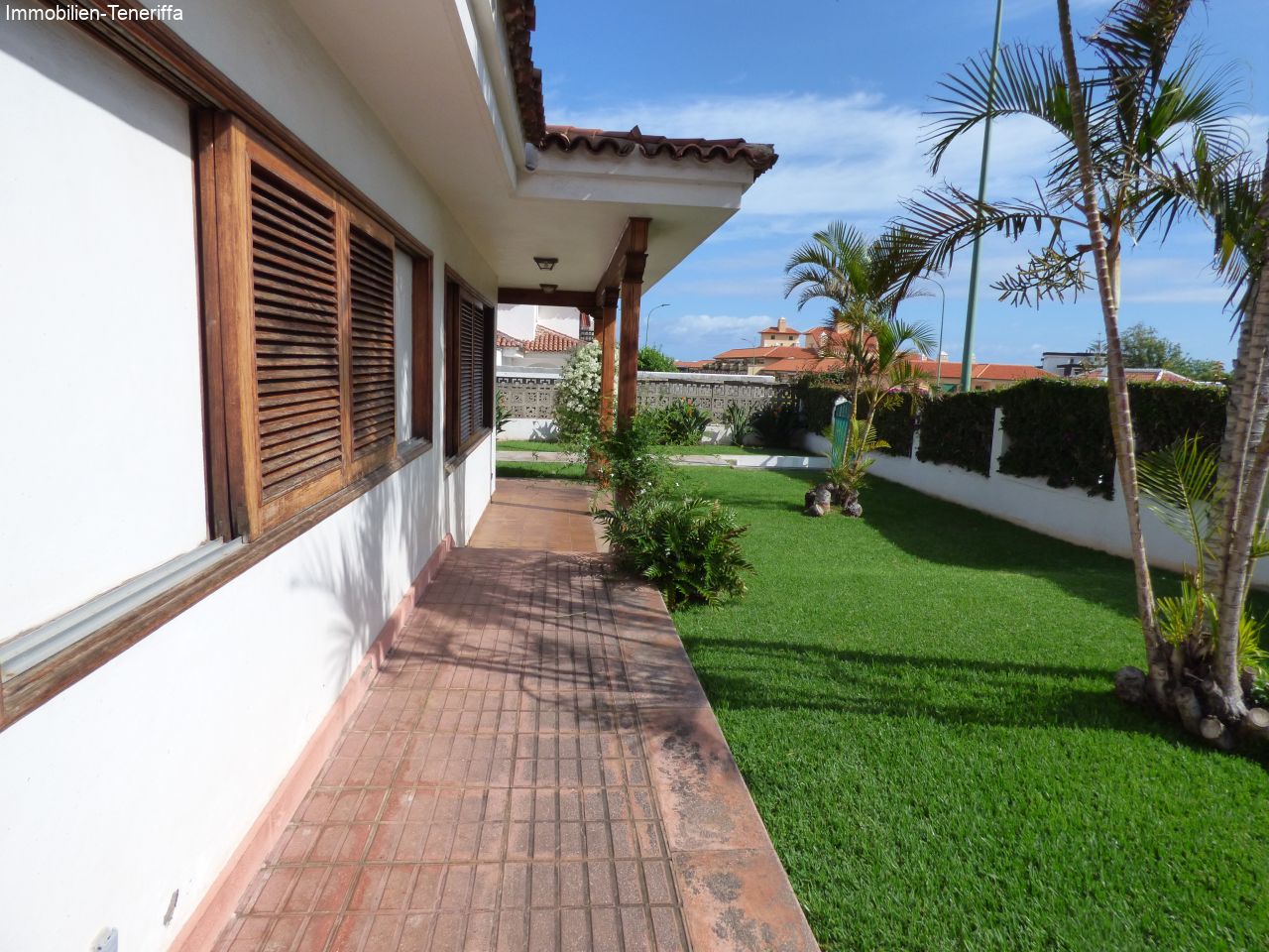 Bungalow mit viel Platz und Baugrundstück