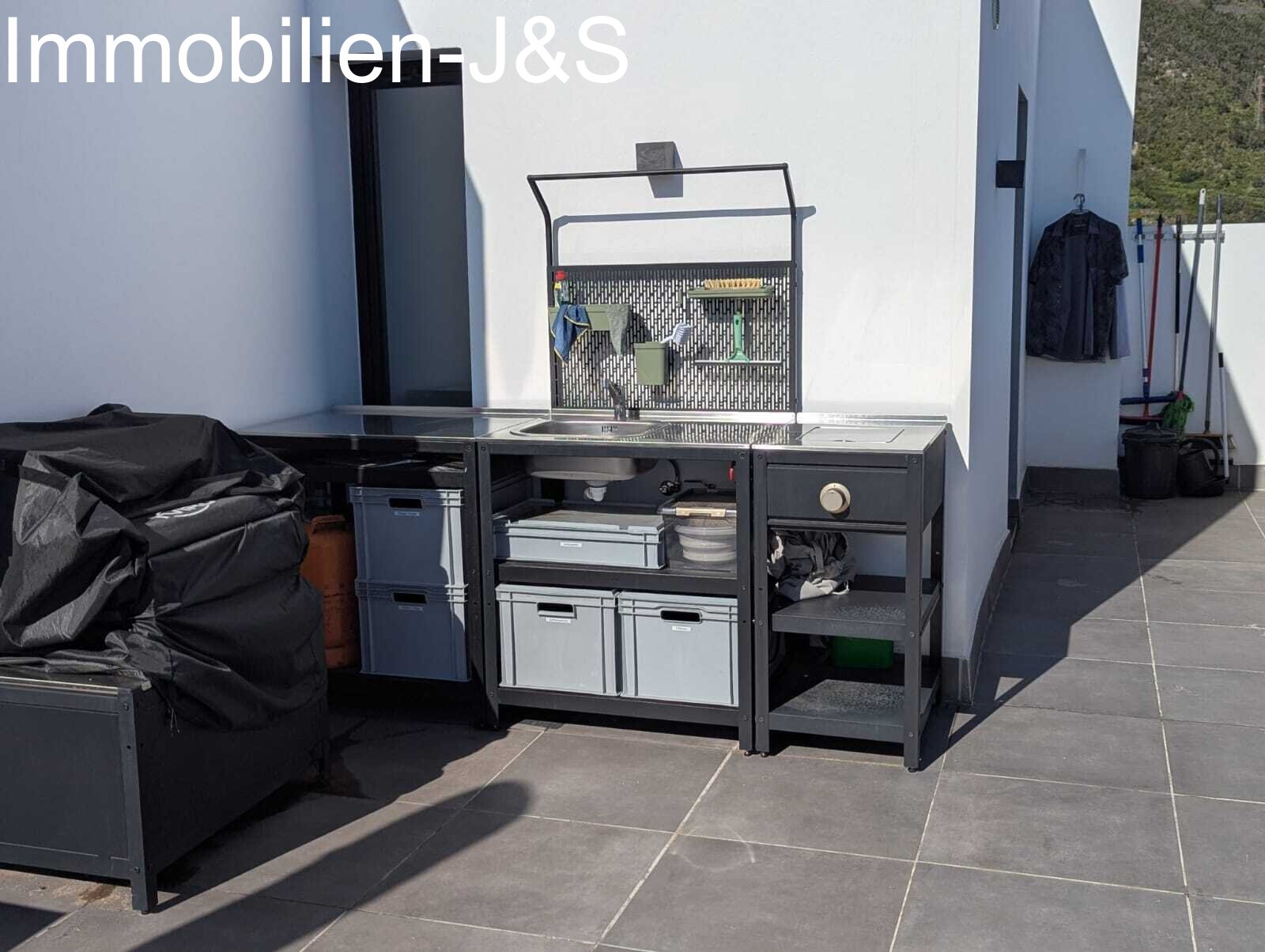 Modernes, schickes Reihenhaus mit atemberaubenden Atlantikblick in Los Realejos
