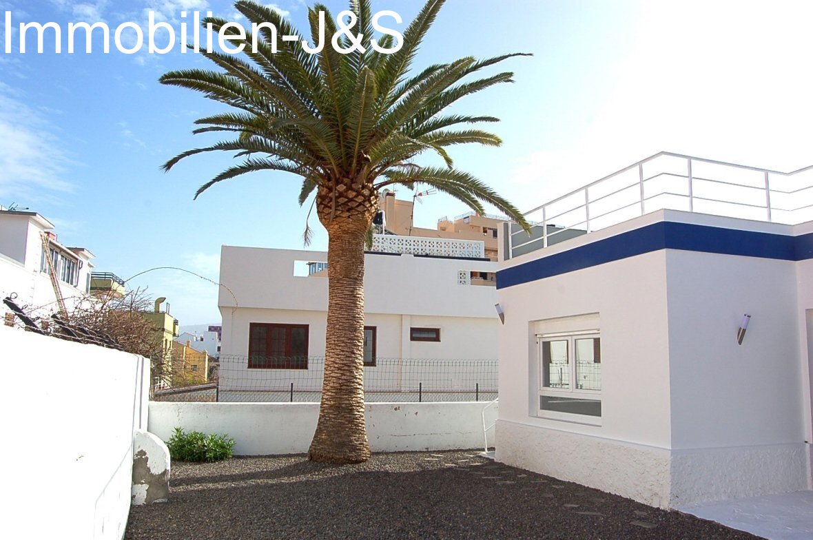 Geschmackvoller Bungalow nur wenige Meter vom Strand in Puerto de la Cruz