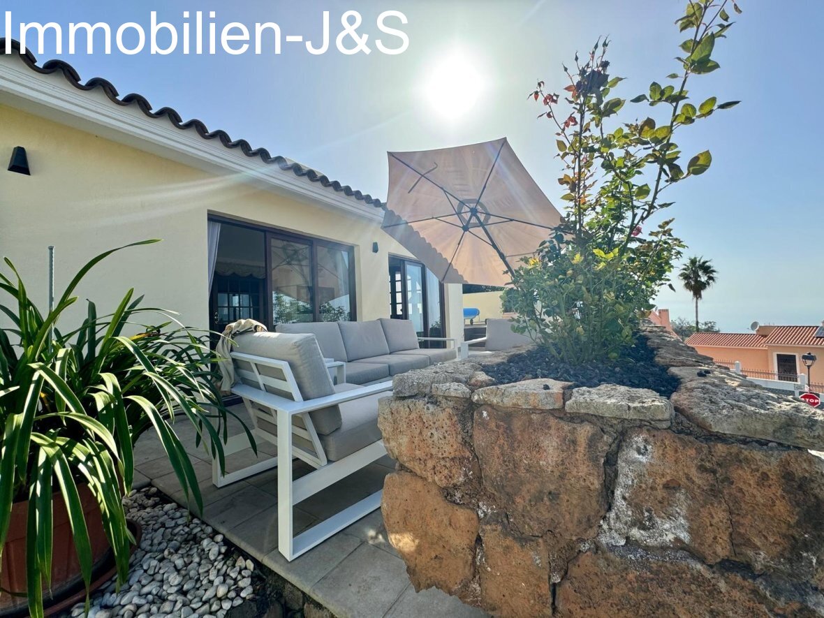 Wunderschöne Villa mit Atlantikblick und Pool in El Sauzal