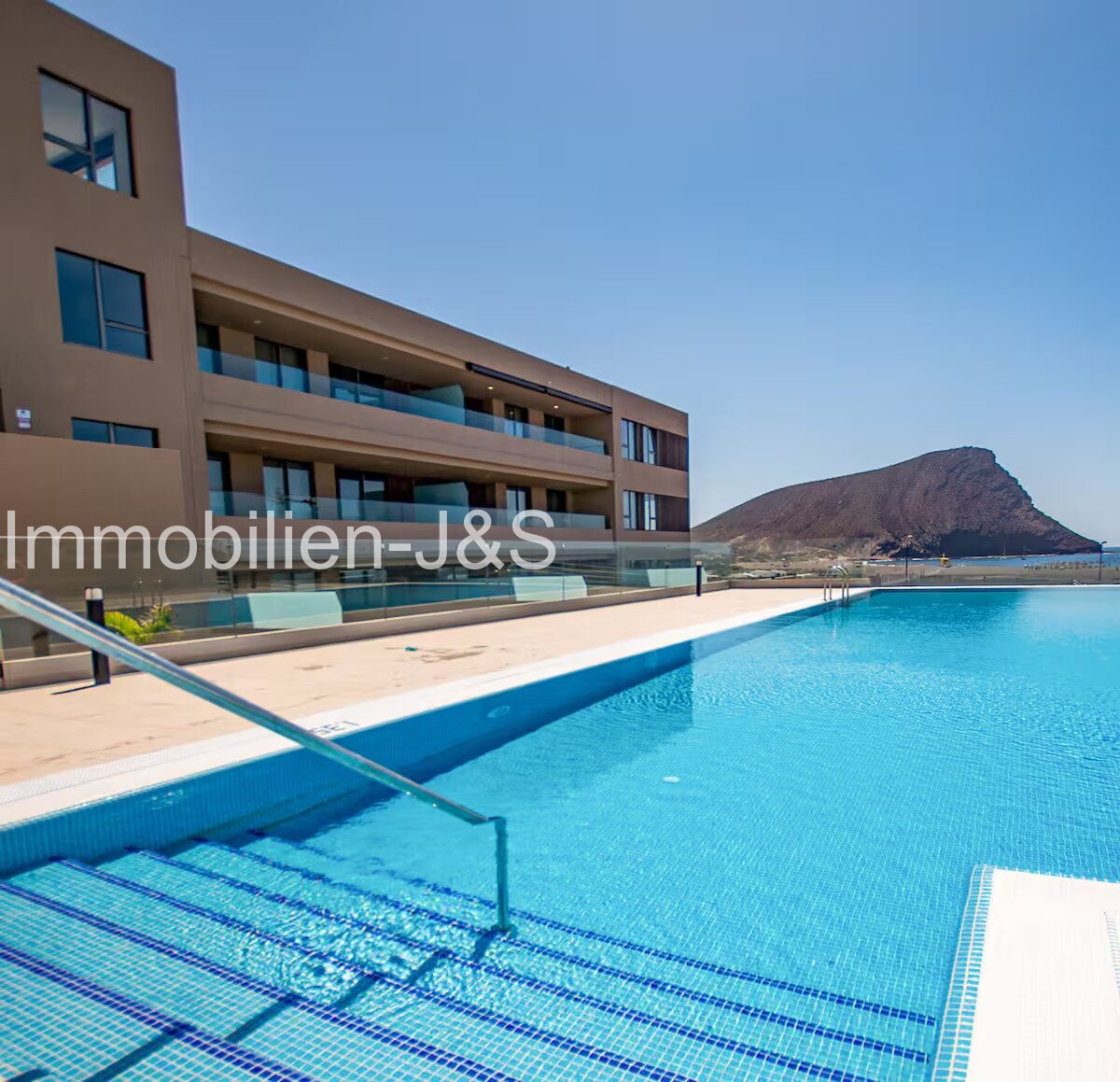 Neues Eck-Apartment mit Poolblick und Abendsonne im "Atlantik Homes"