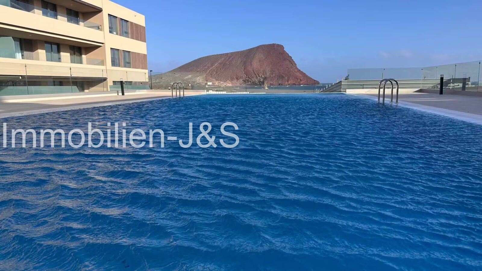 Neues Eck-Apartment mit Poolblick und Abendsonne im "Atlantik Homes"