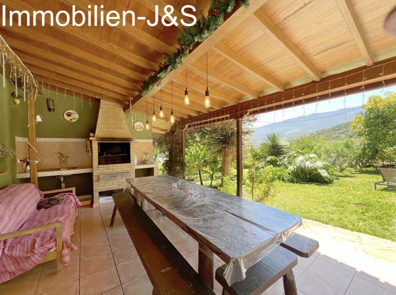Grillbereich auf Terrasse Grillbereich auf Terrasse