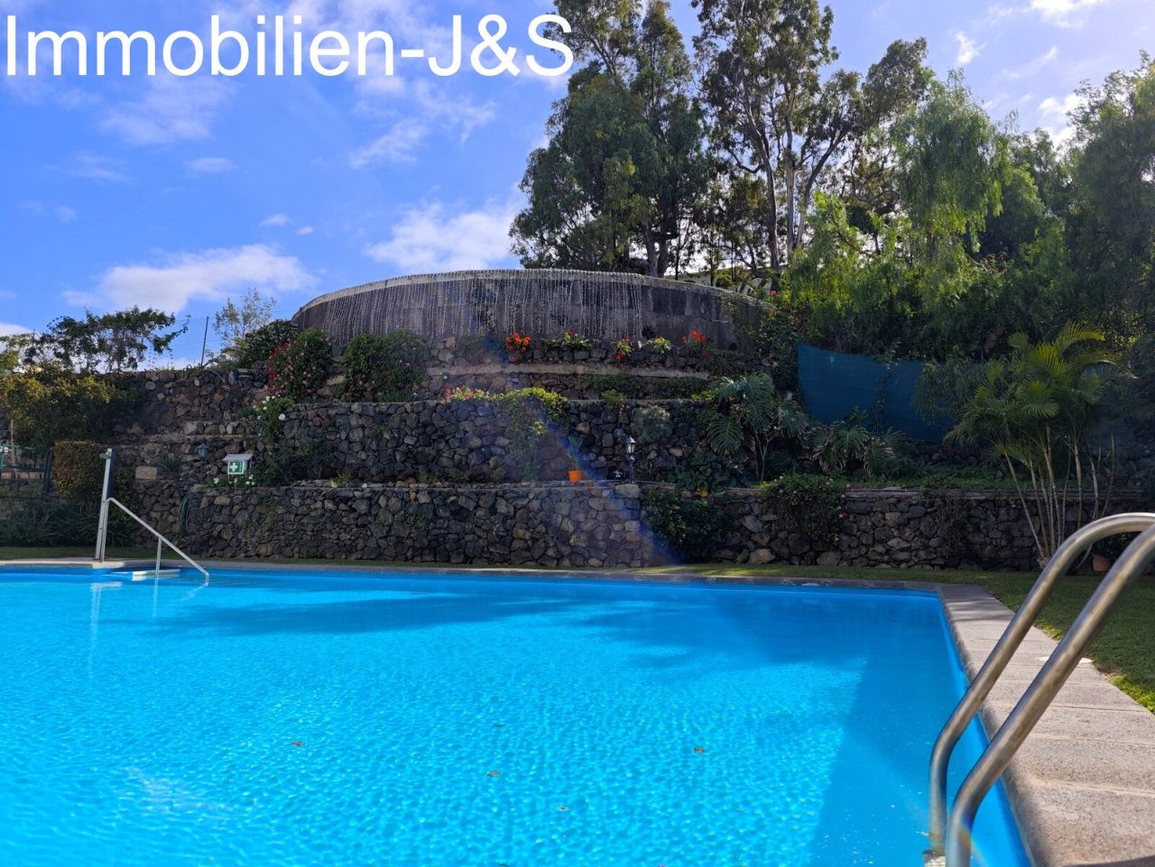 Pool Pool