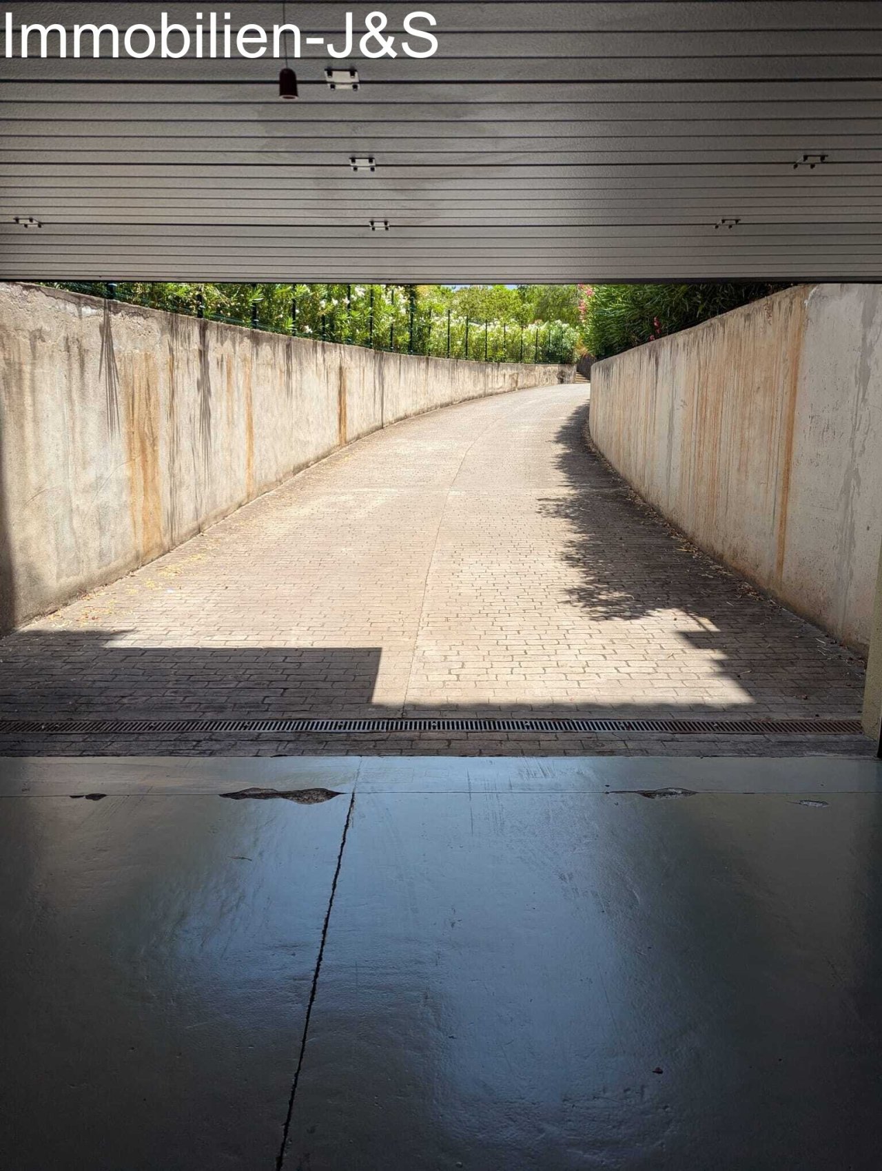 Einfahrt Tiefgarage
