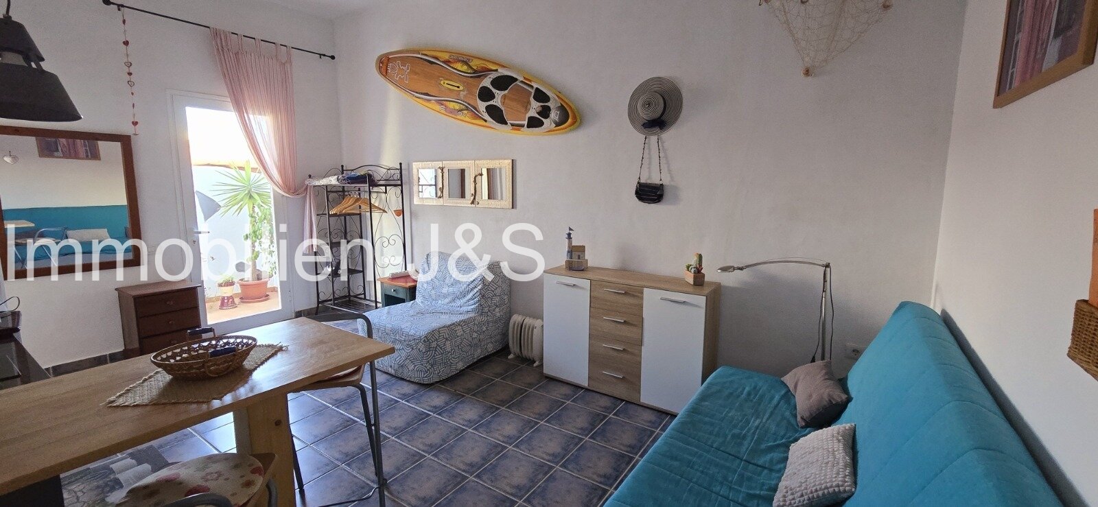 Studio unterer Bereich (untere Wohnung)