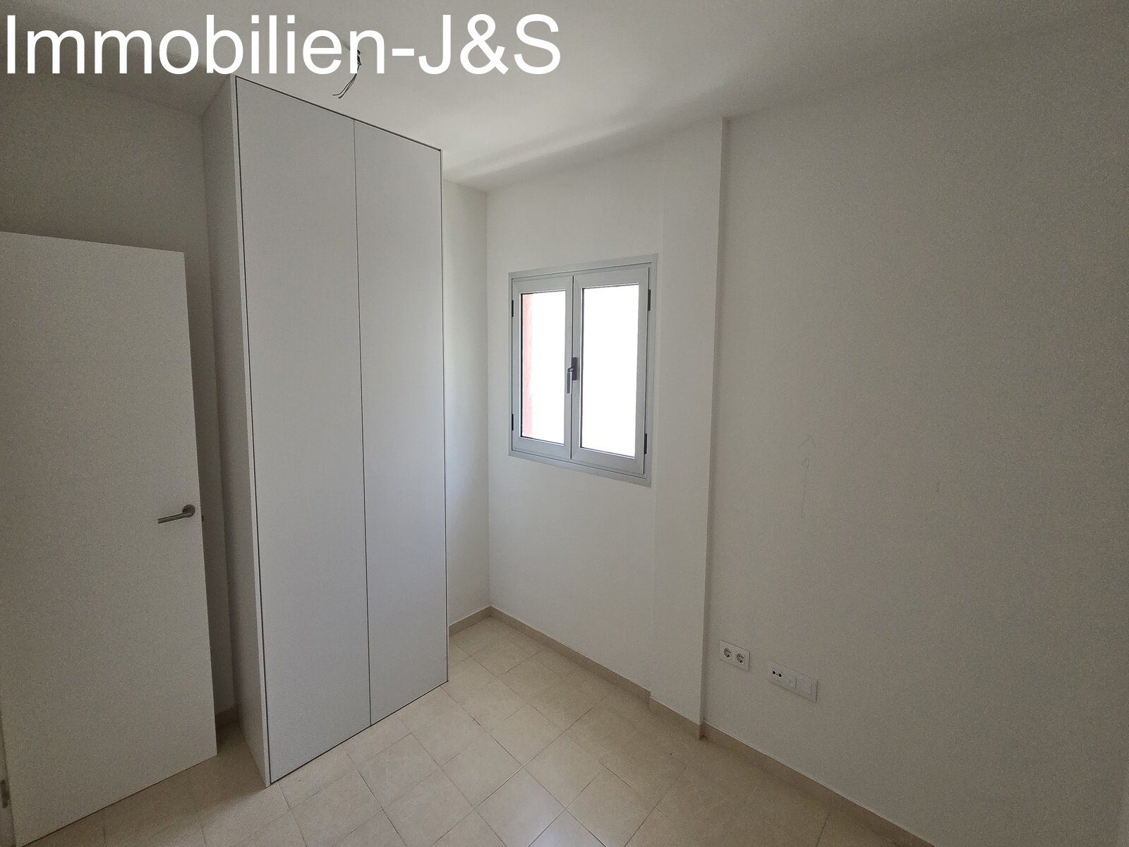 Beautiful apartment with 2 bedrooms and parking space in Edificio Parque, Guia de Isora