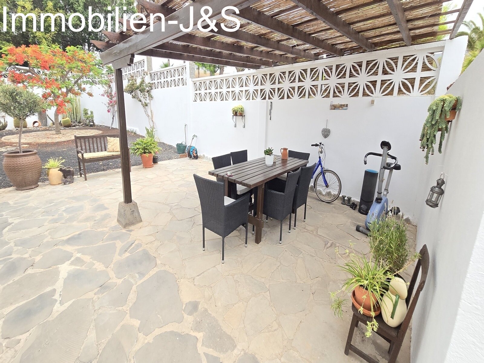 Spectacular villa in Callao Salvaje in a quiet residential area