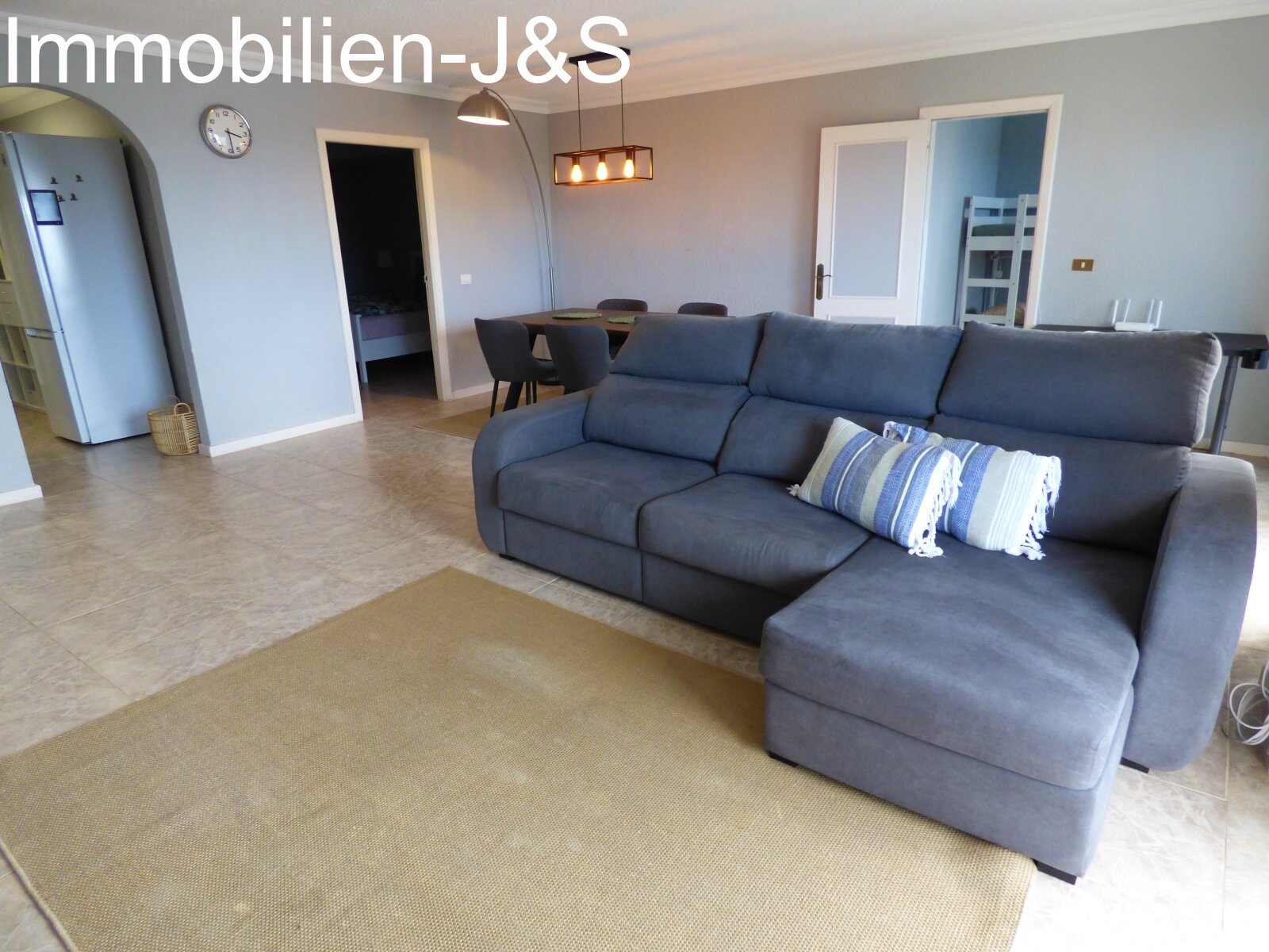 Beautiful, modern apartment with spectacular Atlantic views for long term rental