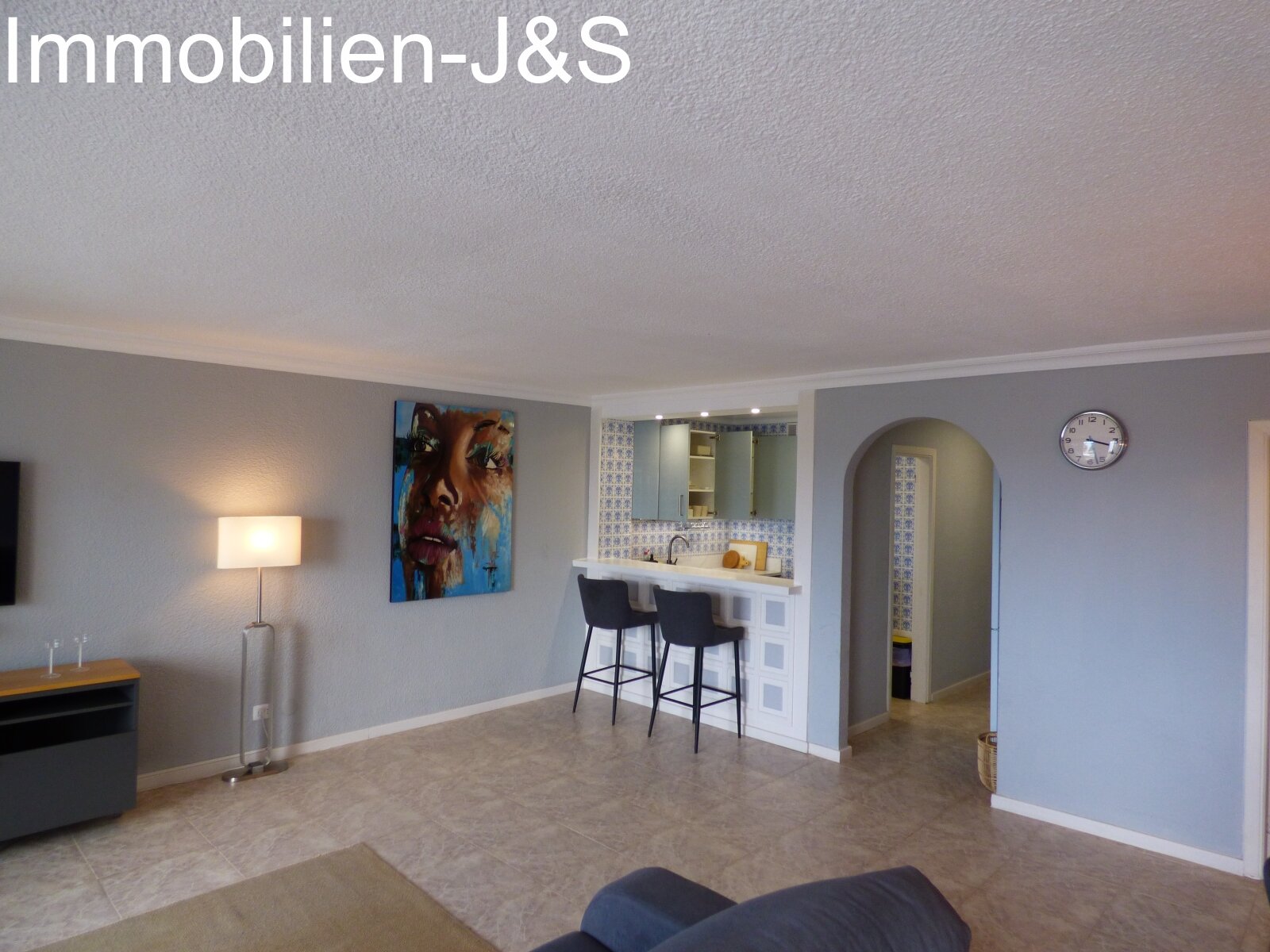 Beautiful, modern apartment with spectacular Atlantic views for long term rental