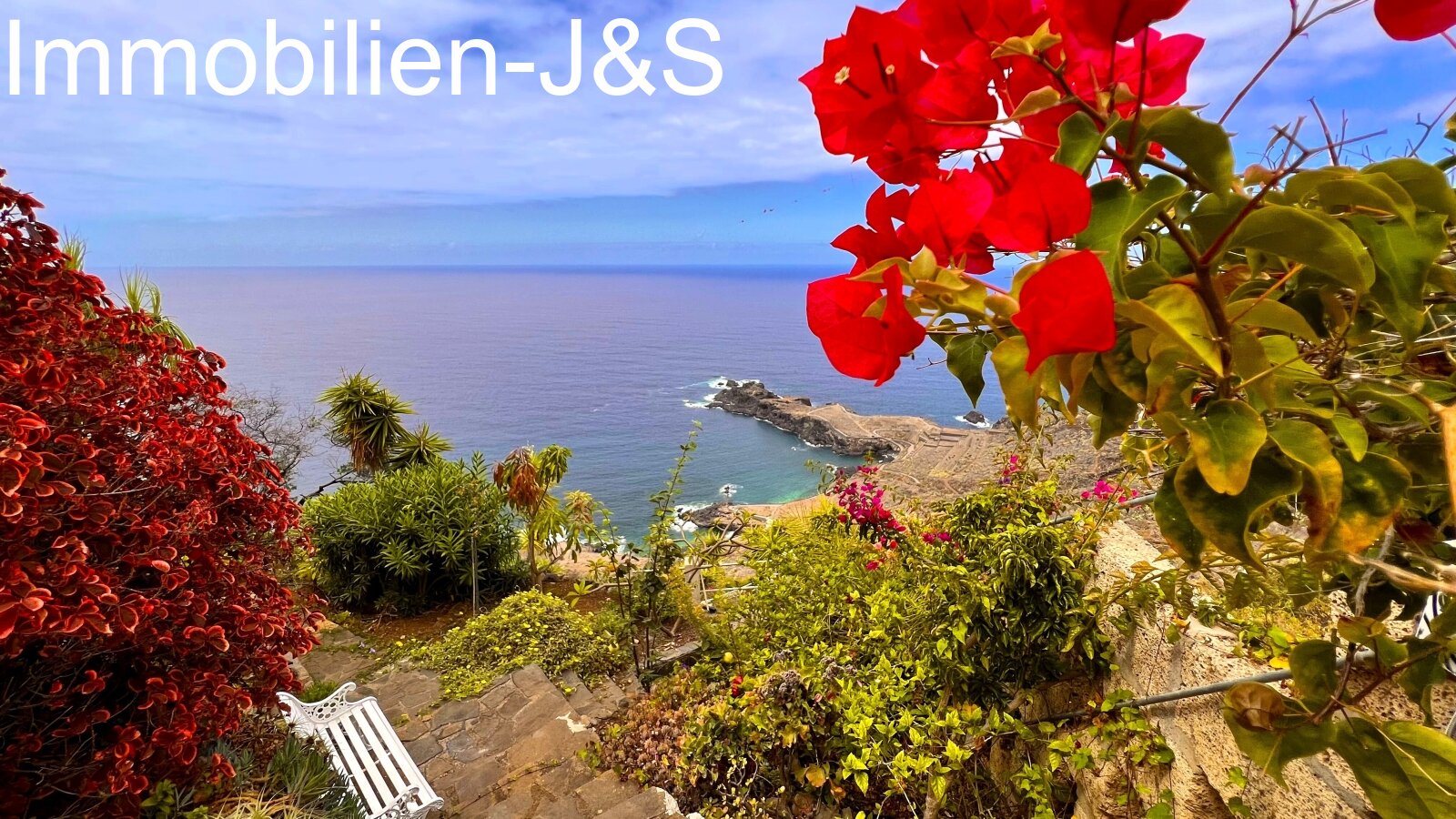 Absolute premium location * First sea line * Fantastic sea view
