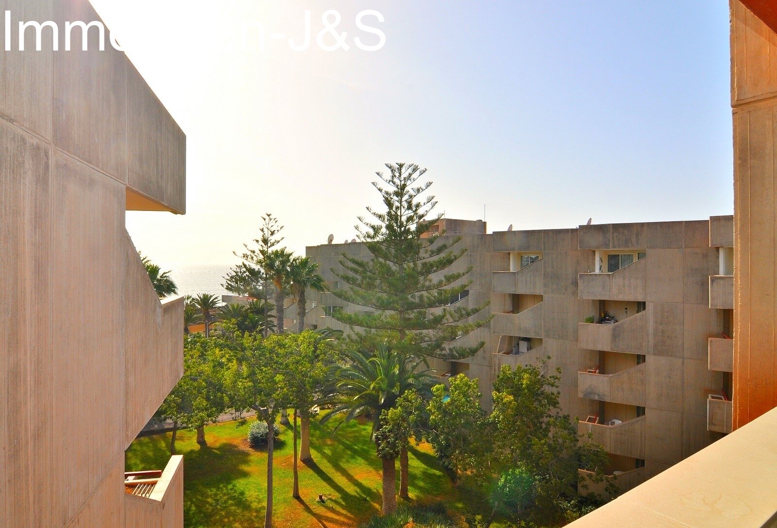 Charming apartment in the renowned hotel complex “Alborada” in Costa del Silencio.