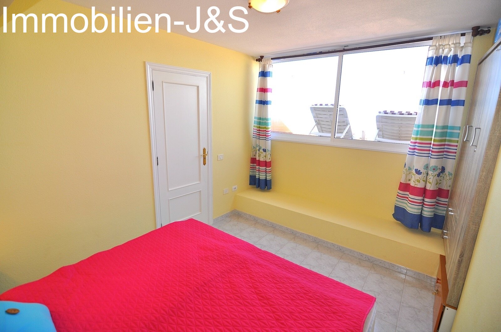 Beautiful apartment with large terrace in Edficio Eva in Los Gigantes