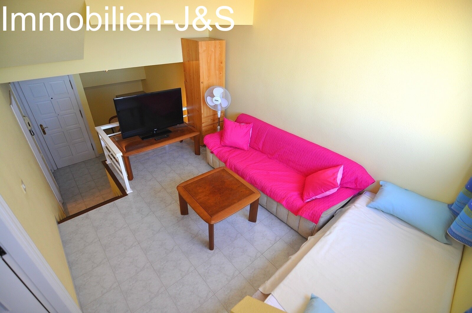 Beautiful apartment with large terrace in Edficio Eva in Los Gigantes