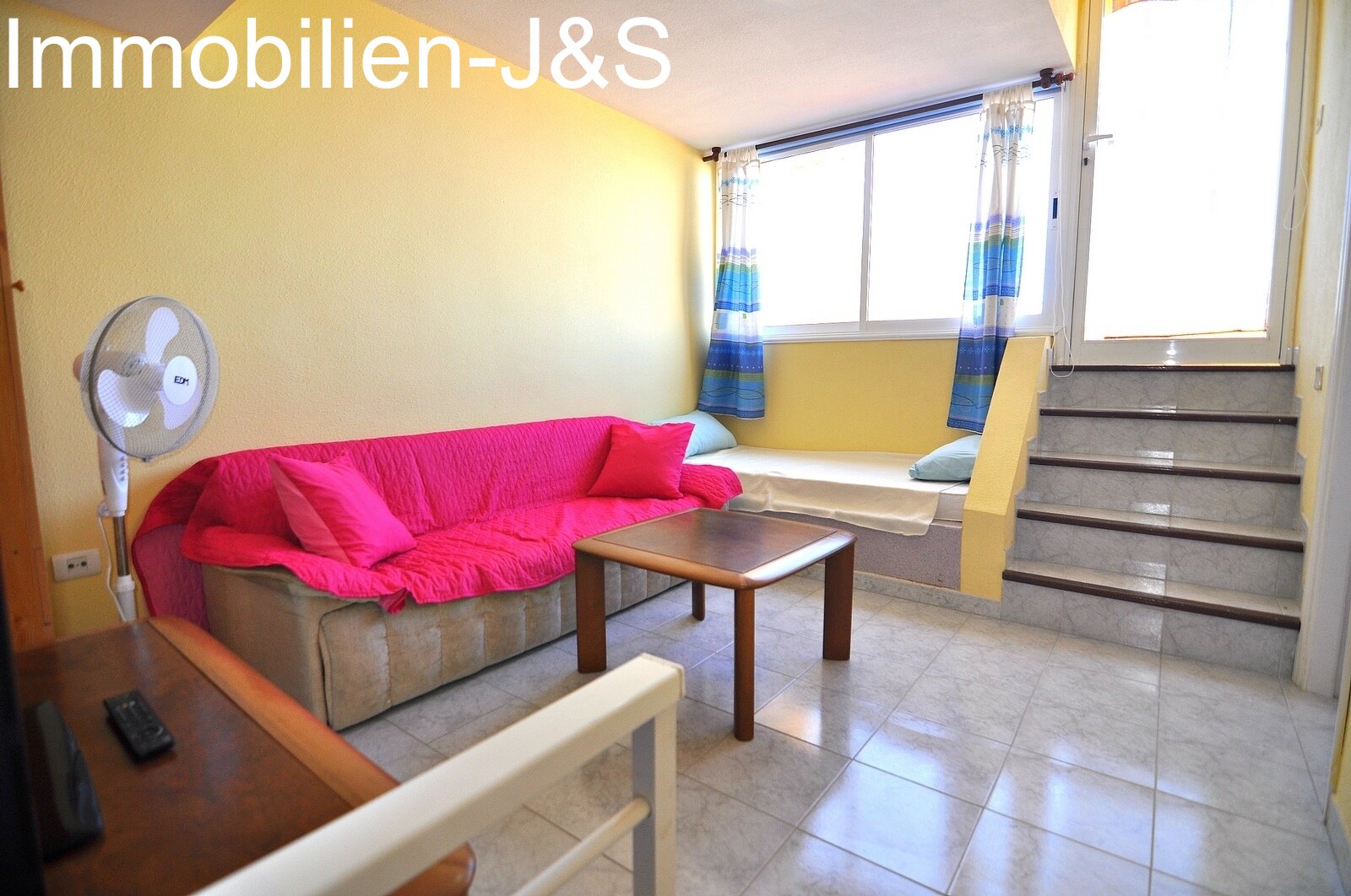 Beautiful apartment with large terrace in Edficio Eva in Los Gigantes