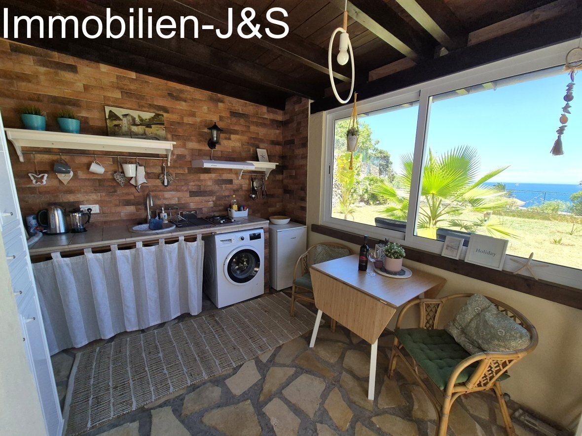 Spectacular finca with guest house, Atlantic Ocean and Mount Teide views!