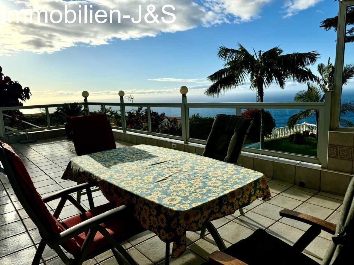 Dream home in Puntillo del Sol with fantastic Atlantic Ocean views