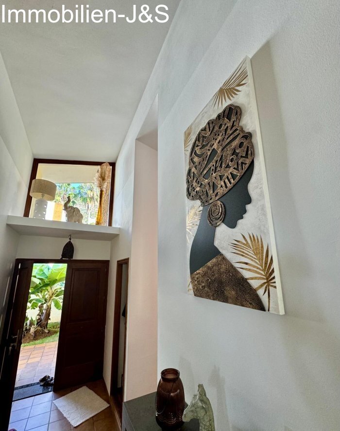 Beautiful villa with Atlantic views and pool in El Sauzal