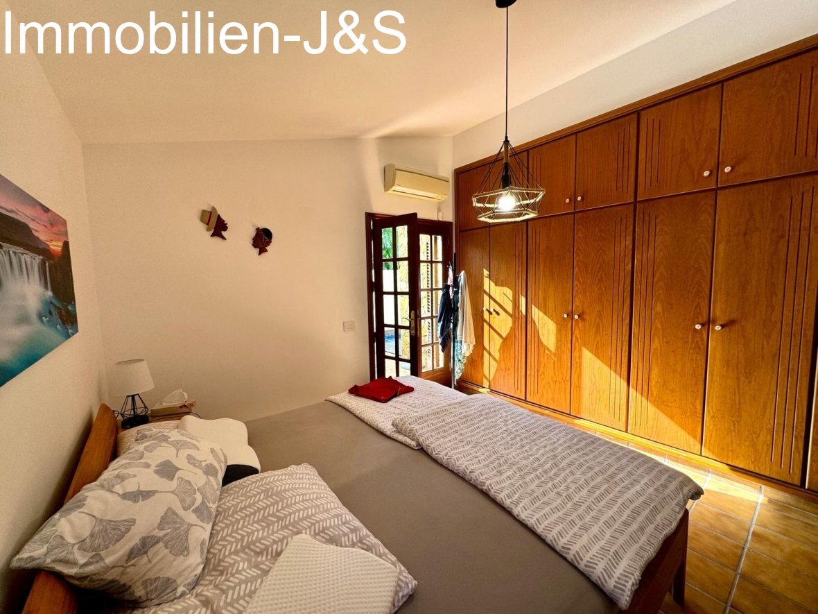 Beautiful villa with Atlantic views and pool in El Sauzal