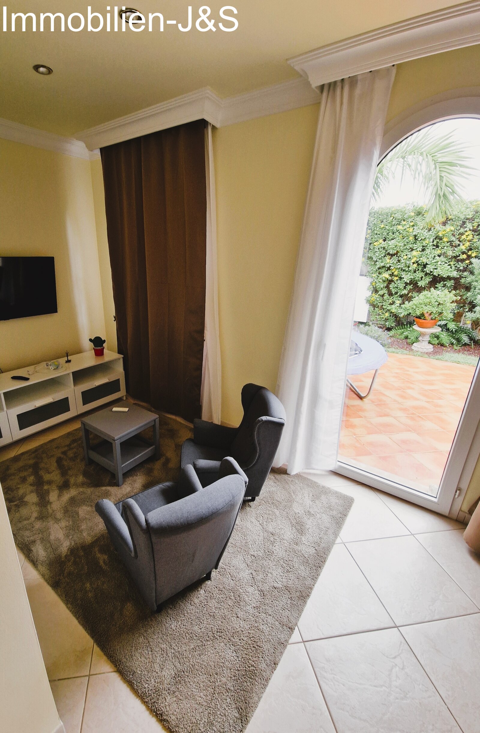 Beautiful detached villa with pool and breathtaking Atlantic views