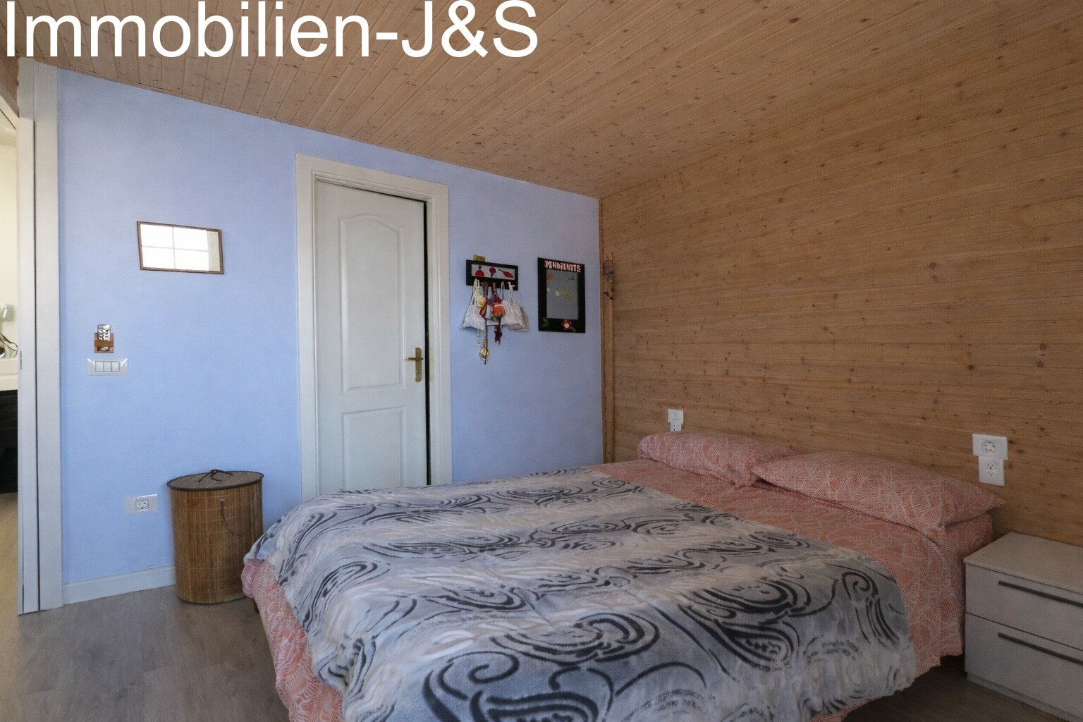 Fantastic corner townhouse with pool in Puerto de la Cruz