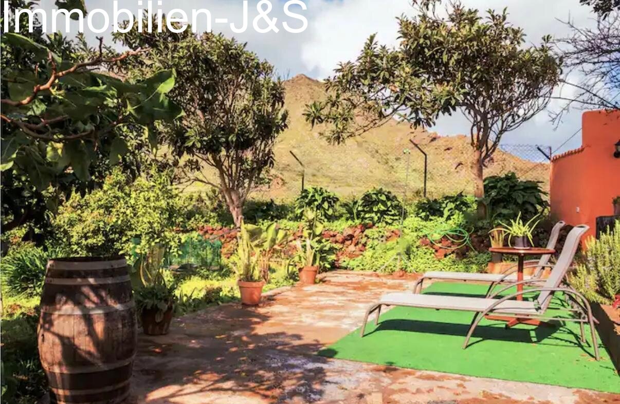 Profitable Retreat in the Teno Mountains