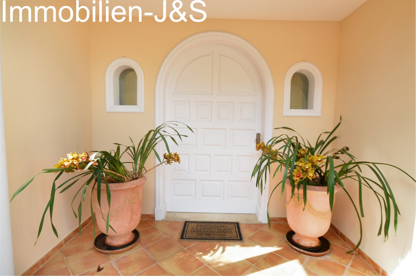 Beautiful detached villa with pool and breathtaking Atlantic views