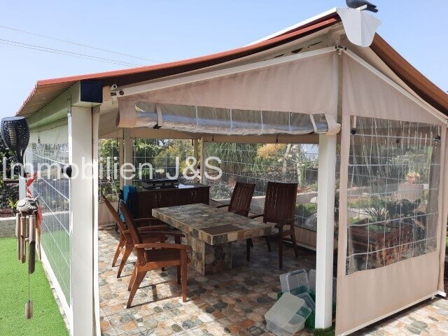 Single-Level Dream Home Detached Villa with Panoramic Views in Santa Úrsula