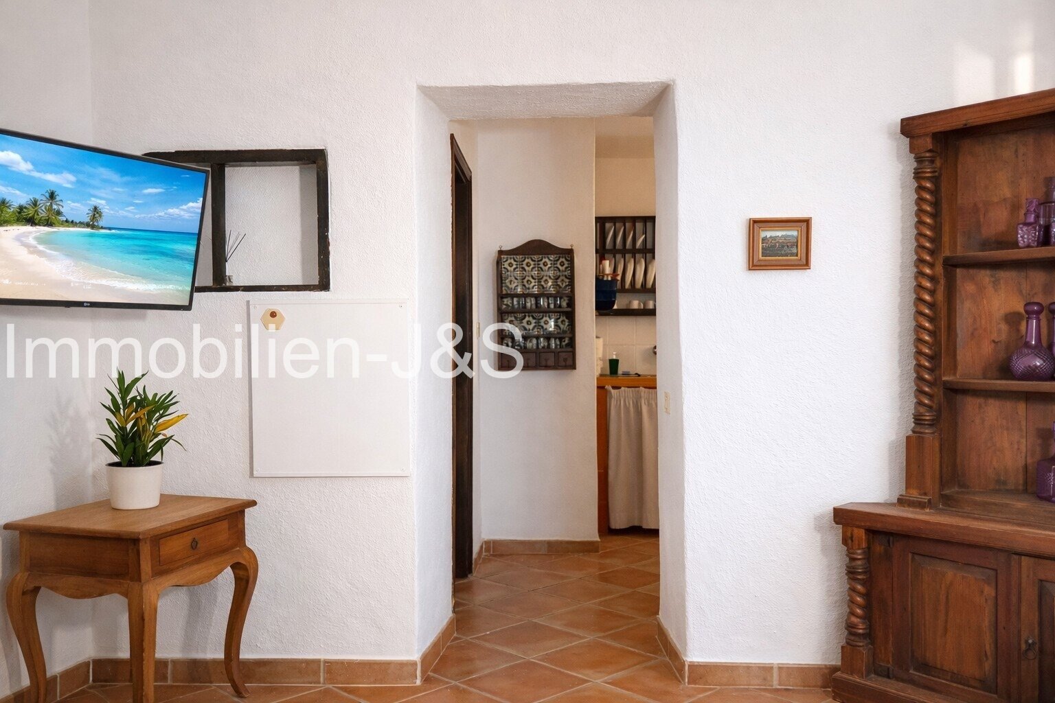 Exceptional Historic Boutique Aparthotel with Charm and High Yield