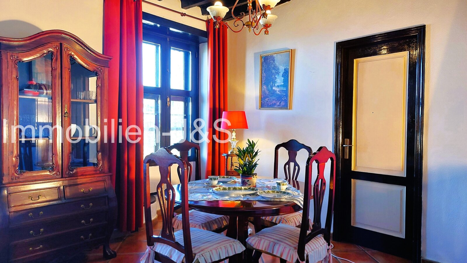 Exceptional Historic Boutique Aparthotel with Charm and High Yield