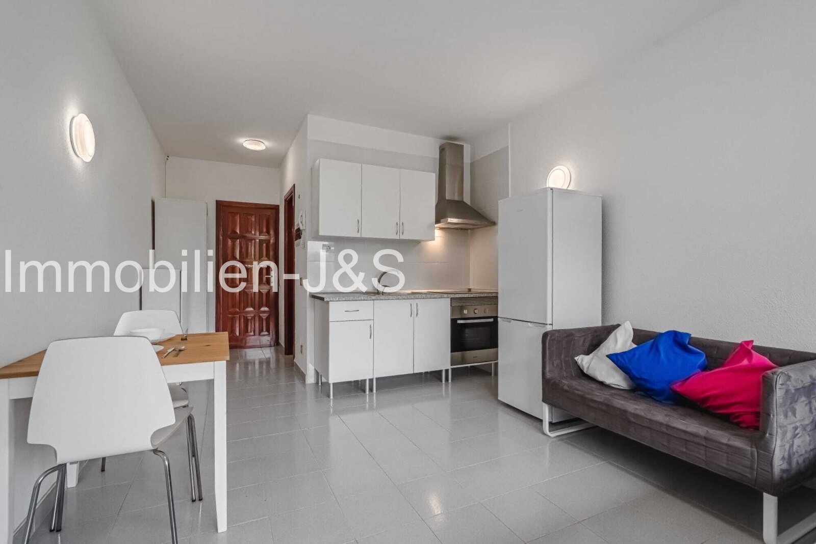 High-Yield Investment Property: Two Studios near Parque Taoro & Hospiten