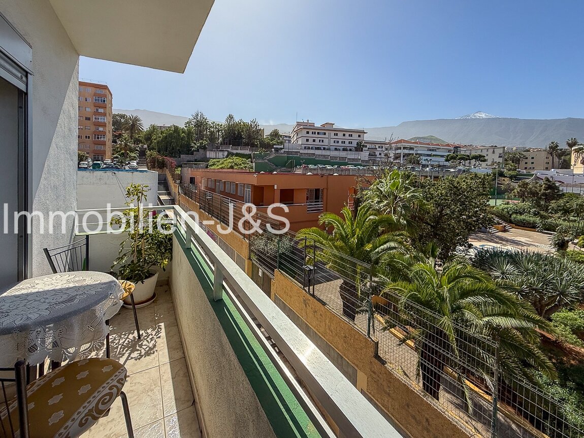 Well-planned, Spacious Apartment with Terraces and Beautiful Views in Puerto de la Cruz