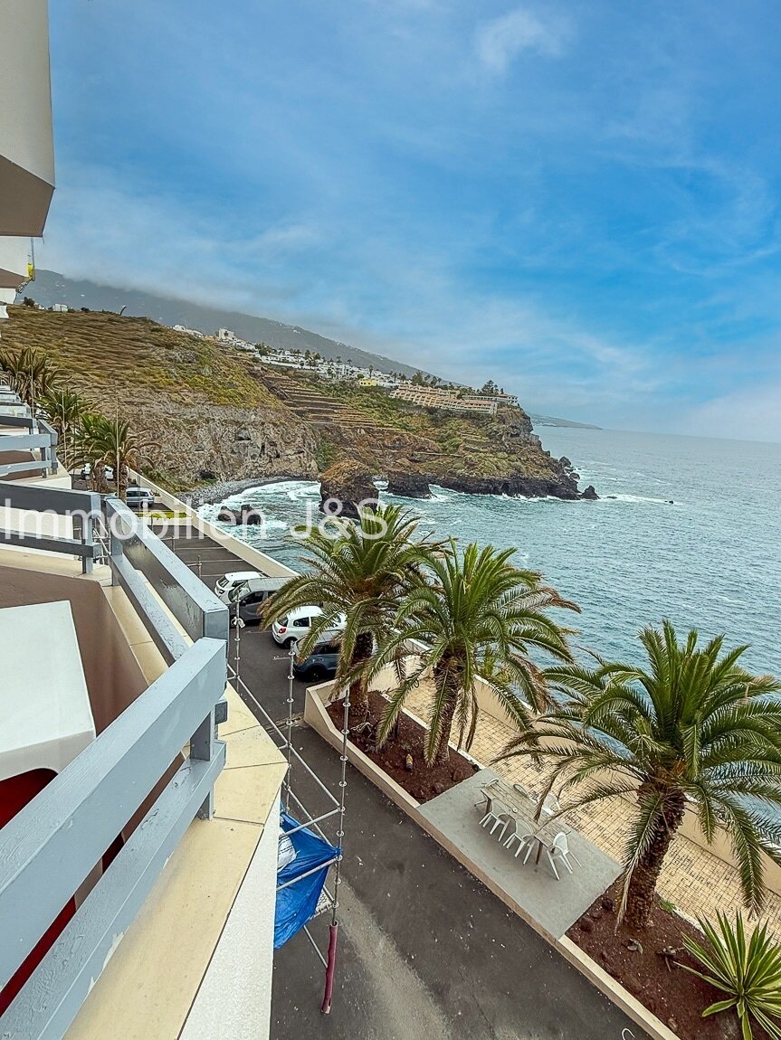 Stunning 3-room apartment with magical Atlantic views in the Maritim complex