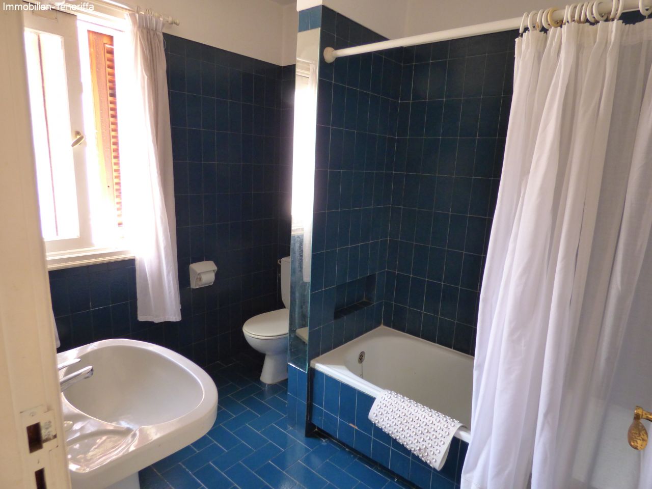 Bathroom Bathroom