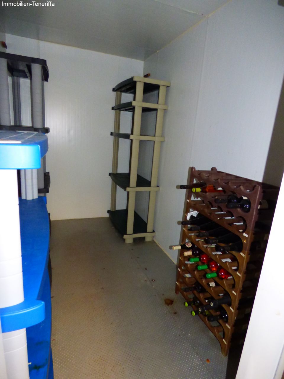Cold room Cold room