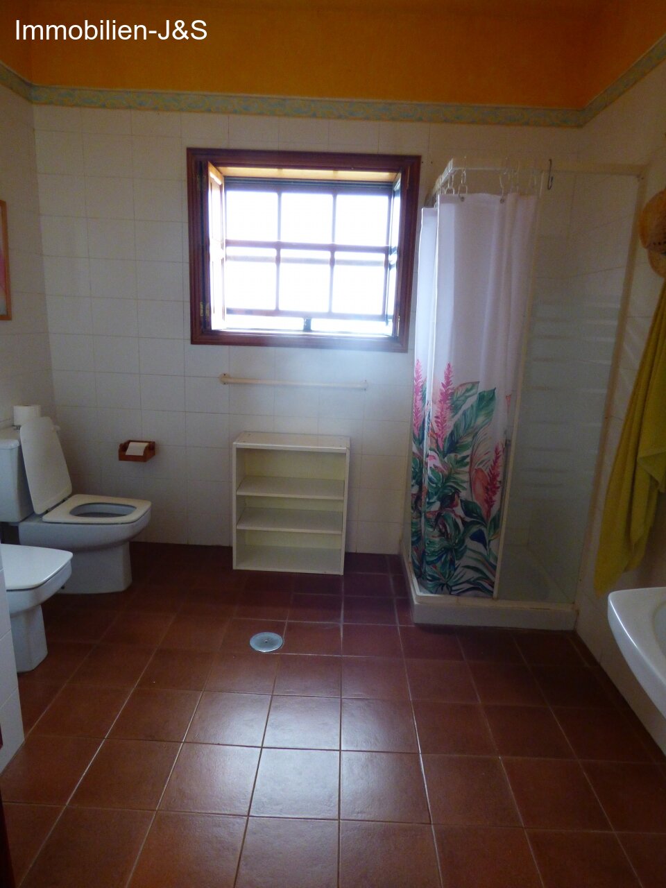 Baño primer piso Baño primer piso