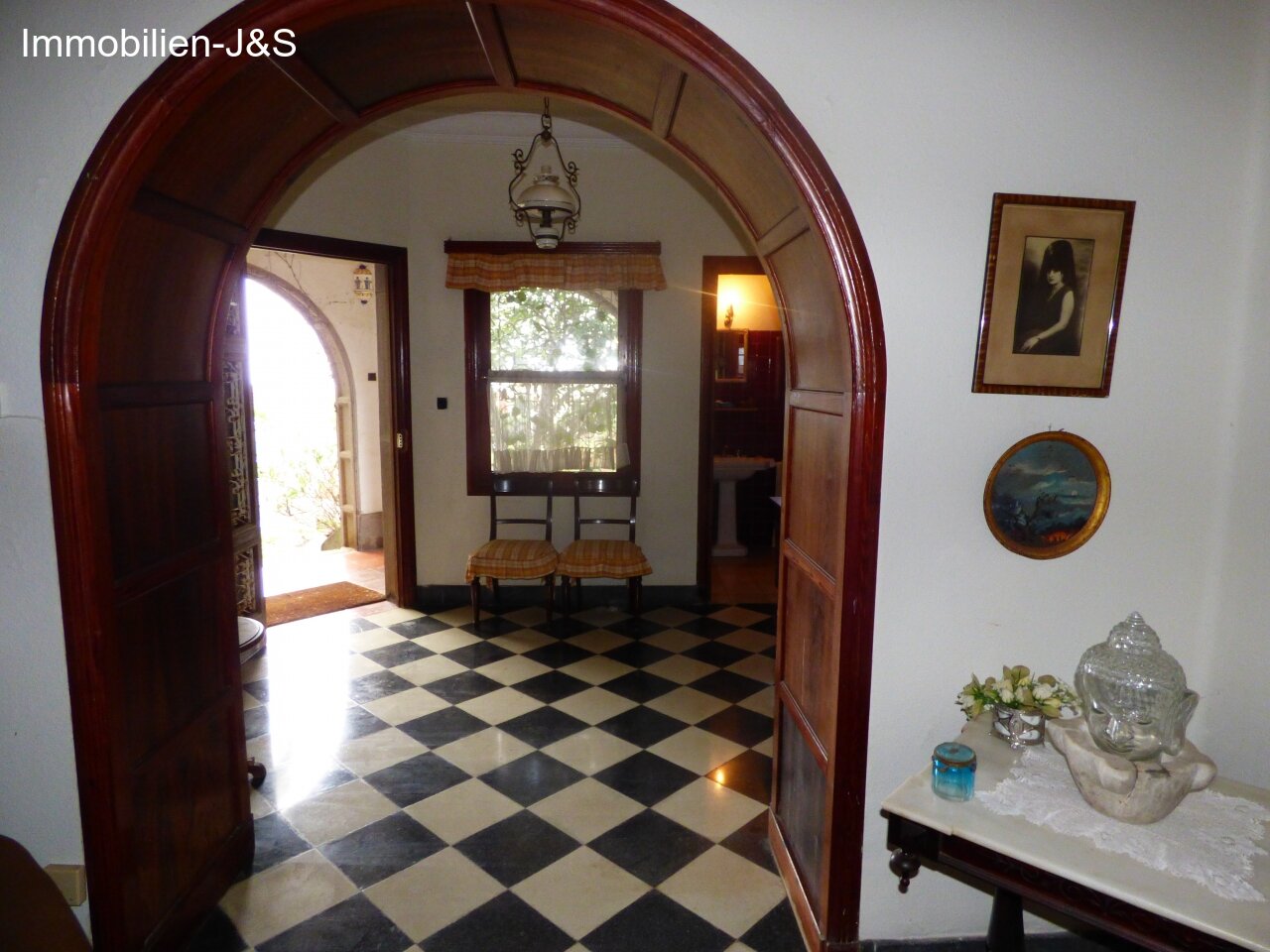 entrance hall