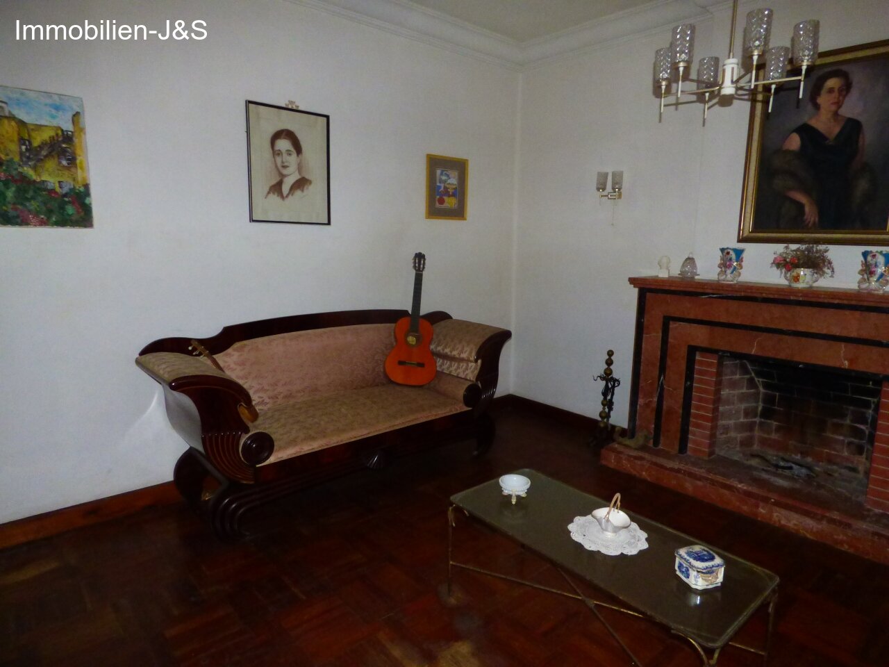 Living room with fireplace