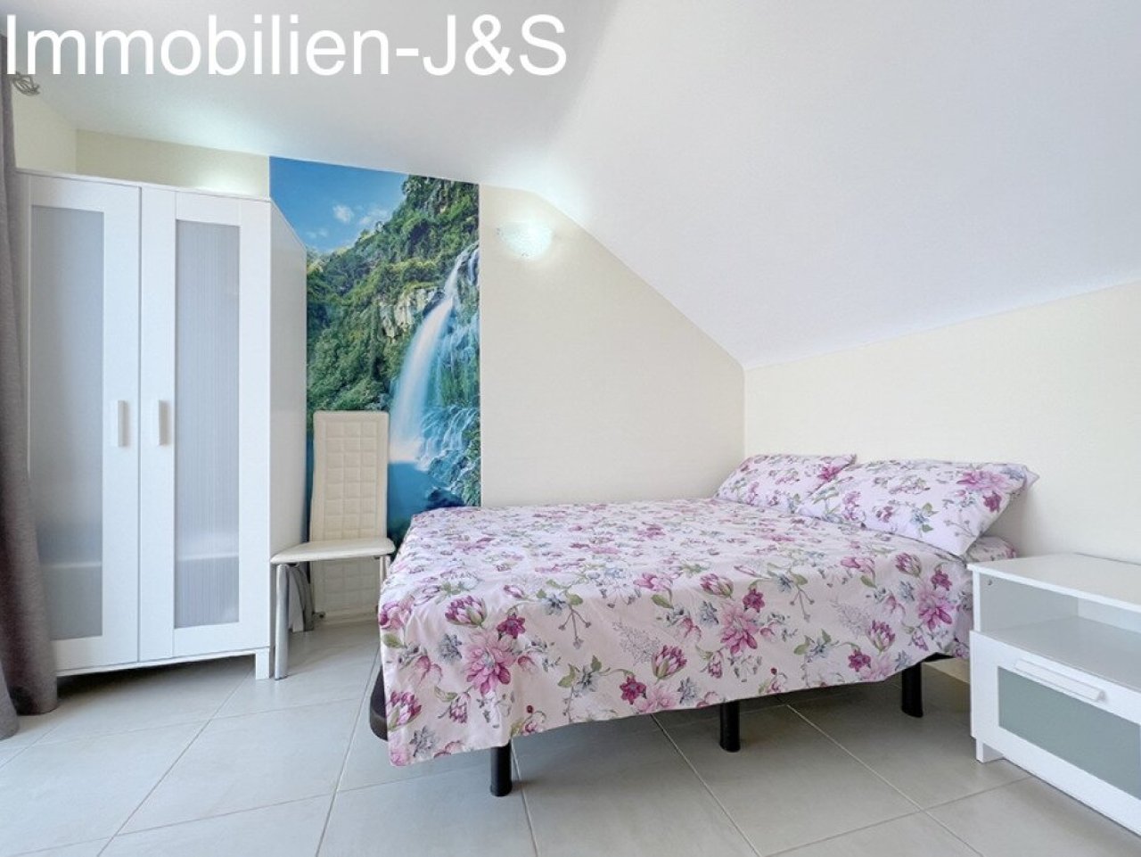 Bedroom Bedroom