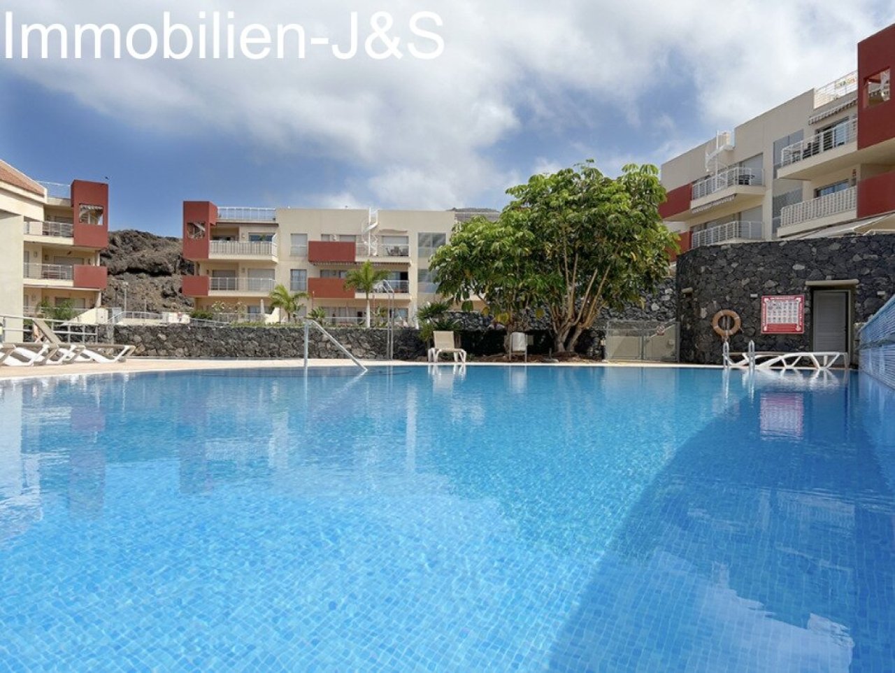 Pool Pool