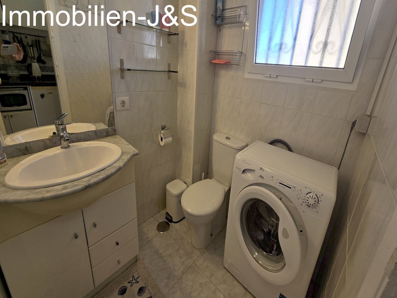 Bathroom Bathroom
