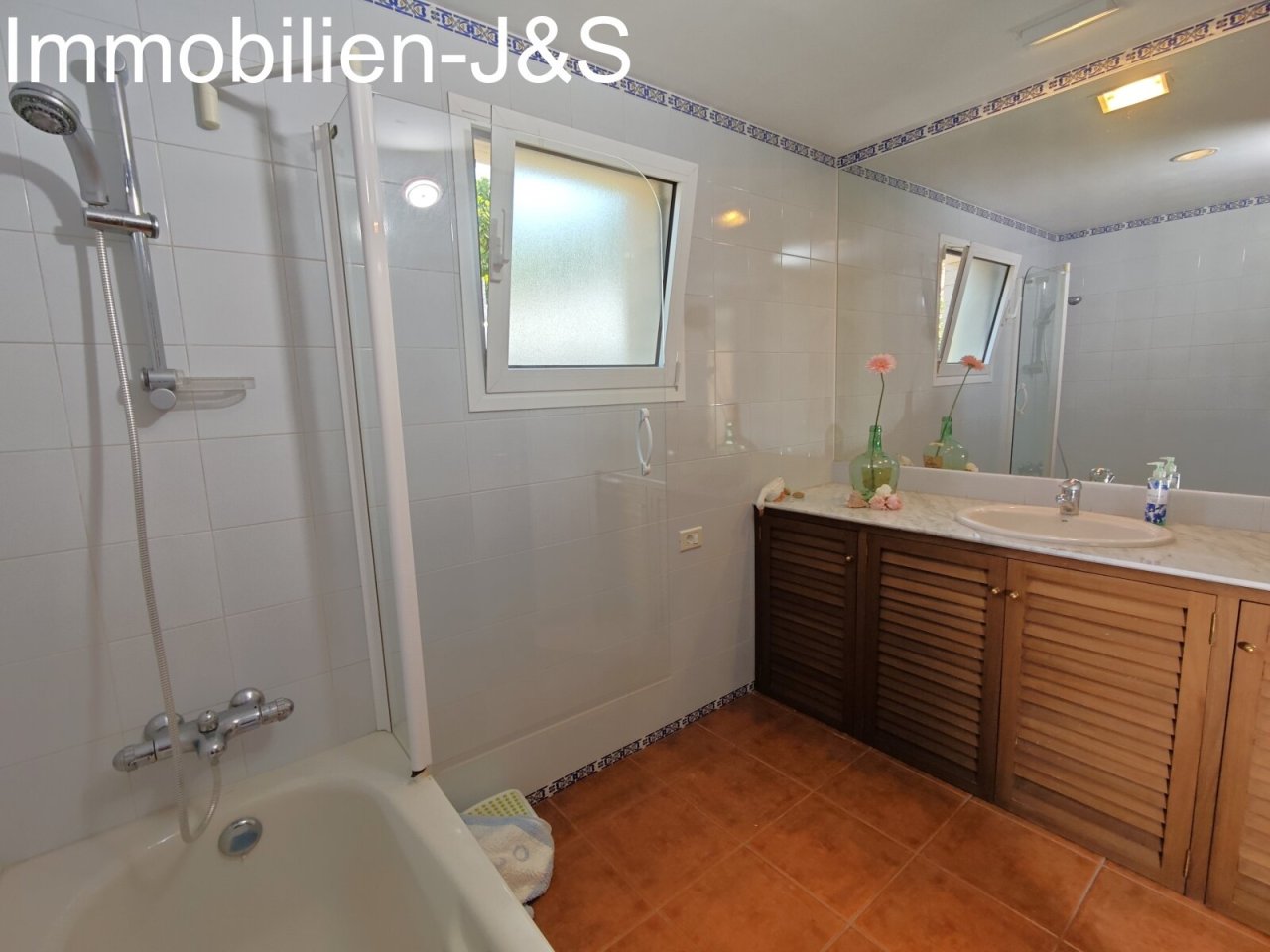 Bathroom Bathroom