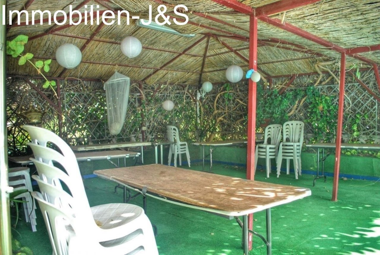 Outdoor area Outdoor area