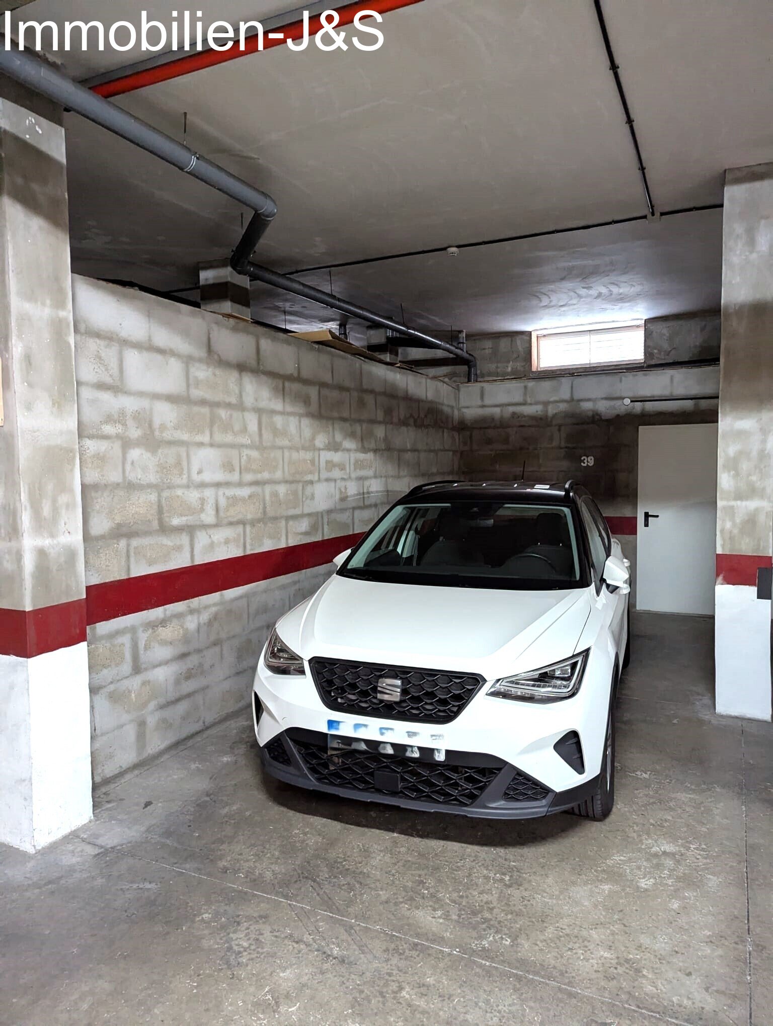 Parking space + storage room Parking space + storage room
