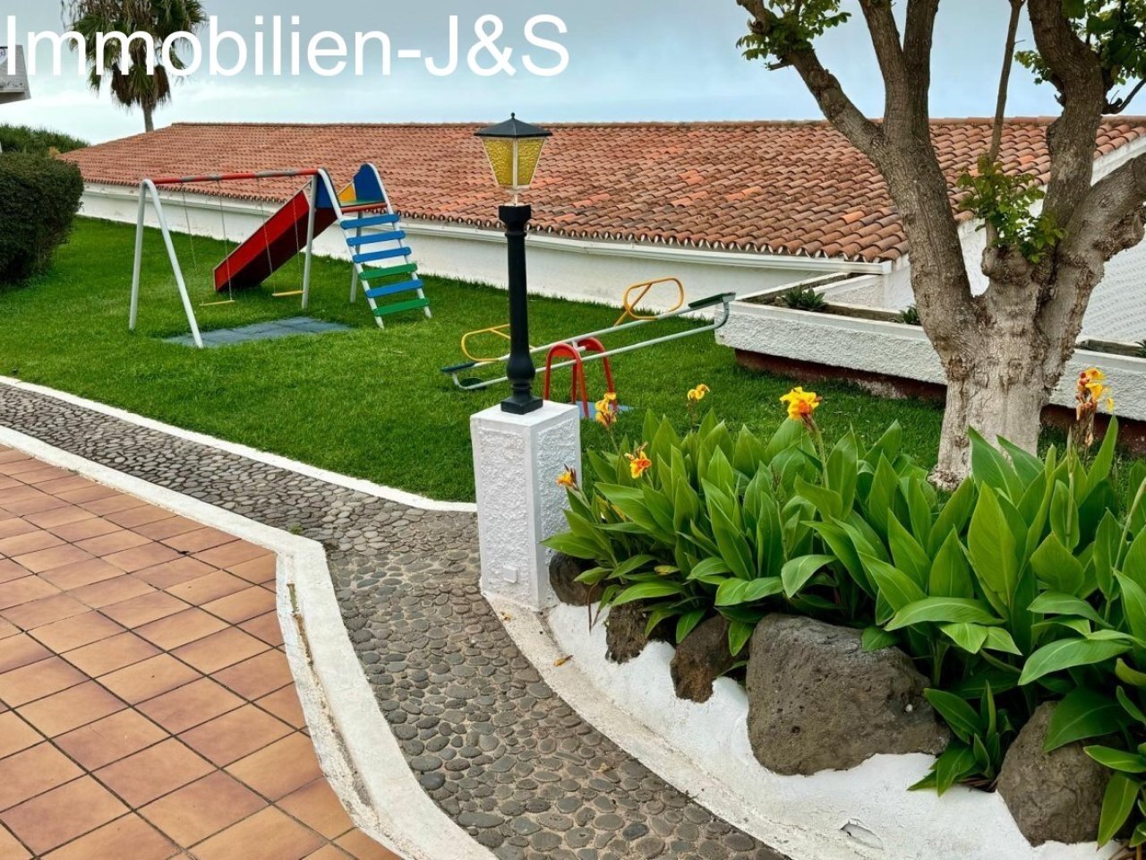 Outdoor area Outdoor area