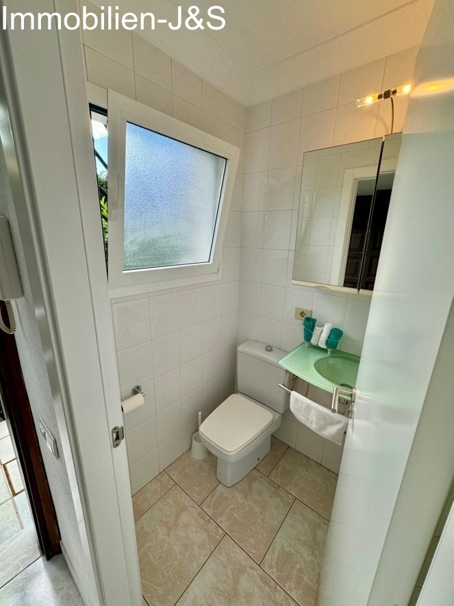 Guest bathroom Guest bathroom