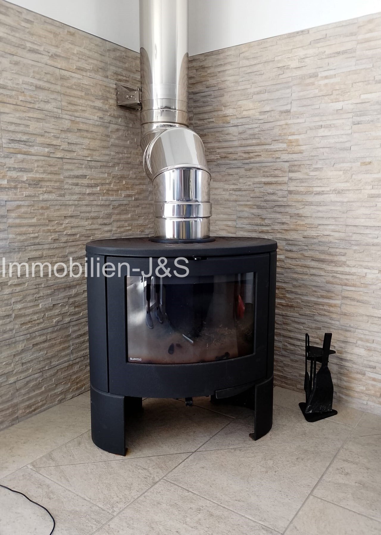 Wood-burning stove