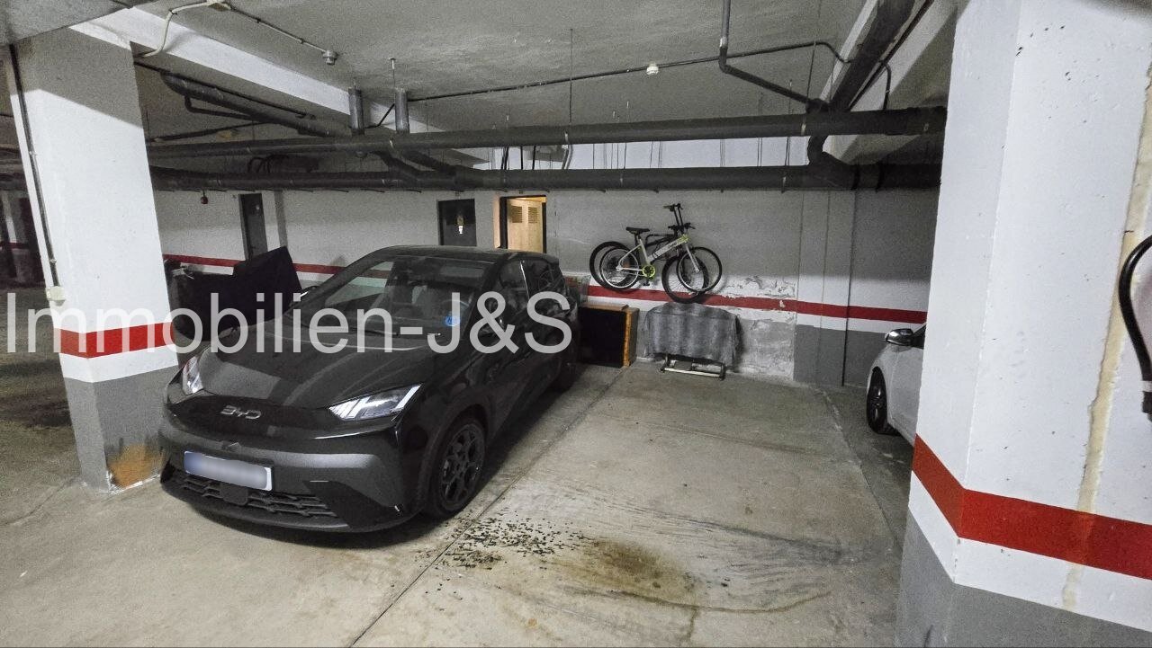 Garage Garage
