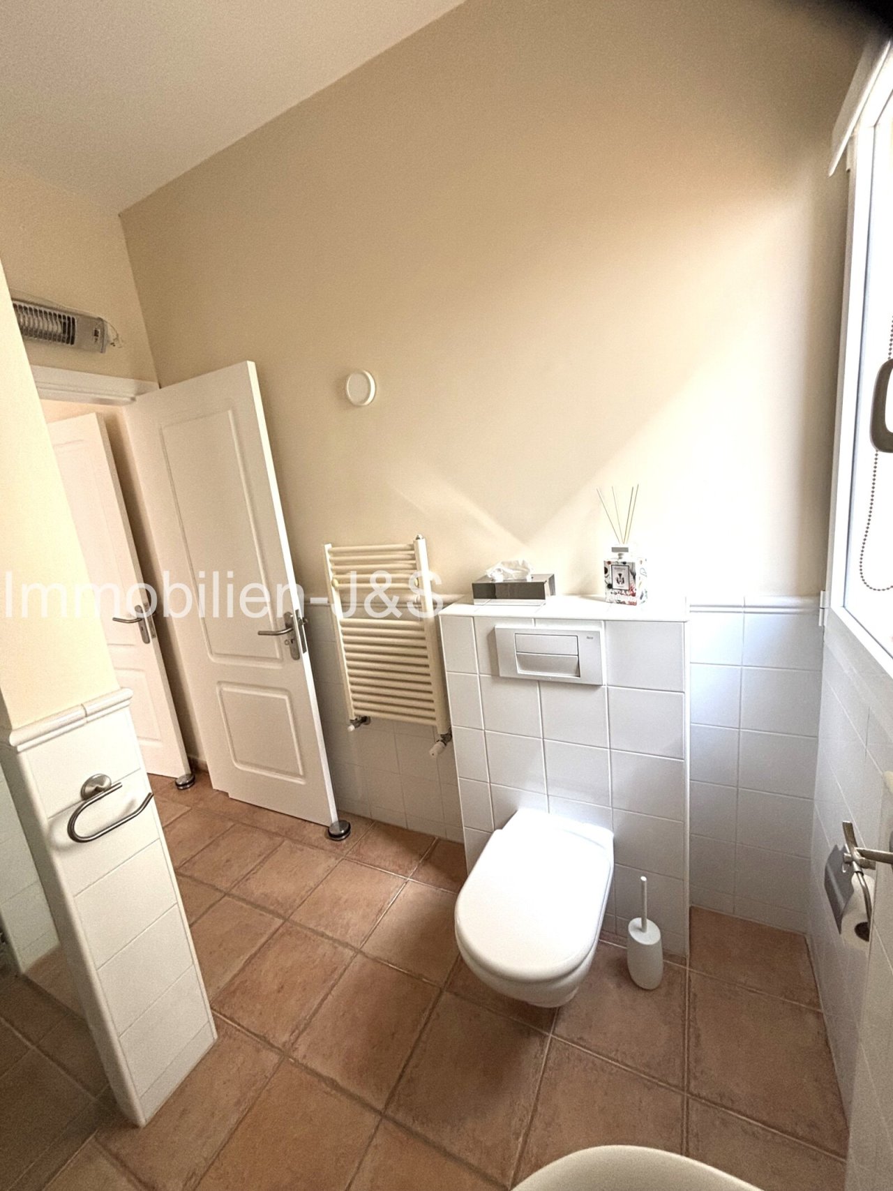Bathroom Bathroom