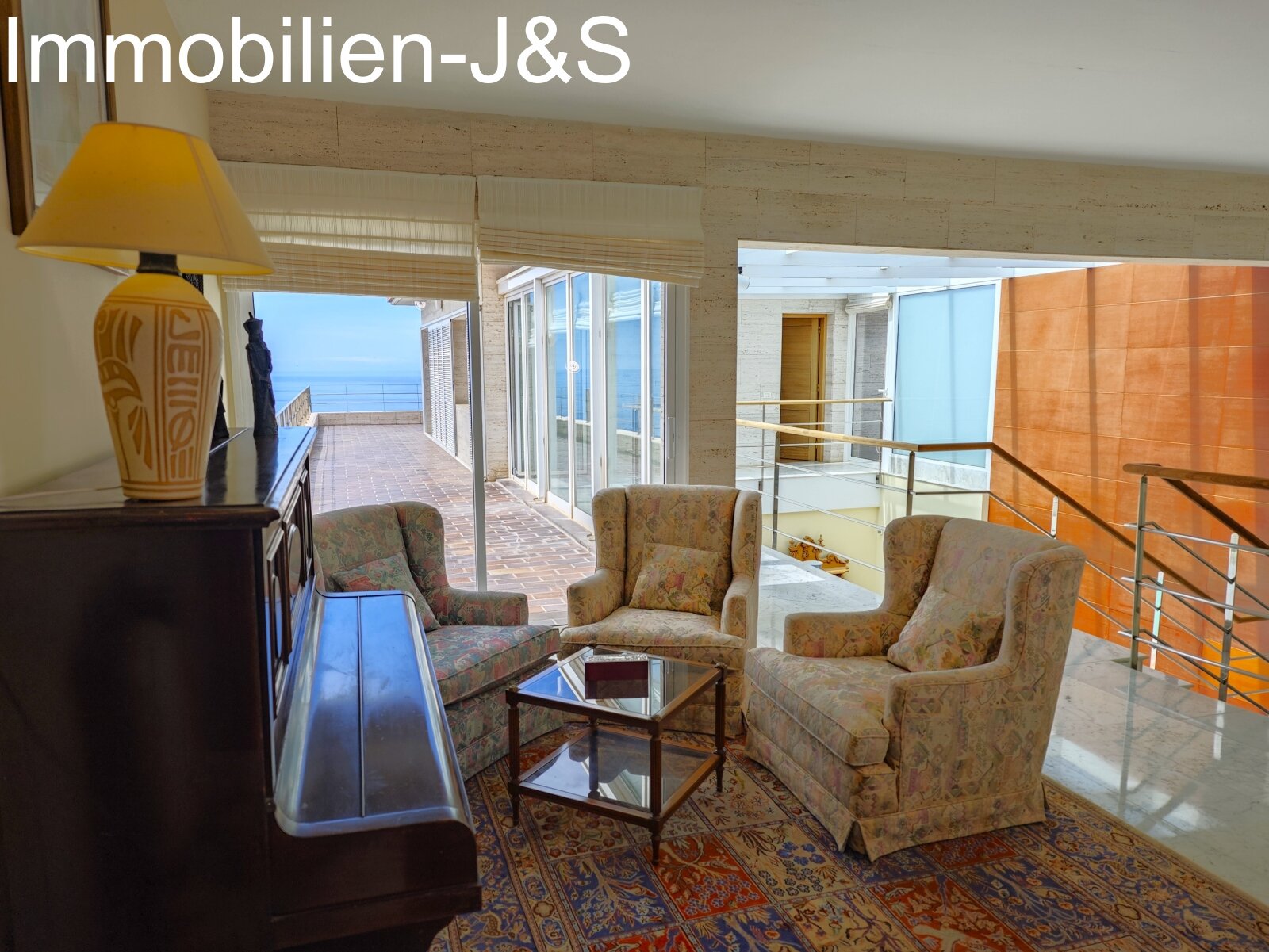 Espectacular villa en una ubicación privilegiada en el soleado «Jardín del Sol».